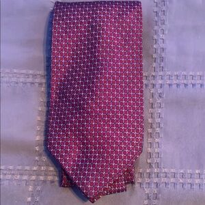 Elegant Red Patterned Brooks brothers tie